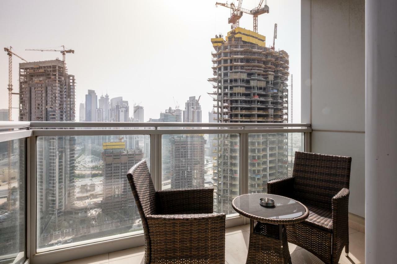 Maison Privee - Exclusive Apt With Burj Khalifa Next Door Dubái Exterior foto
